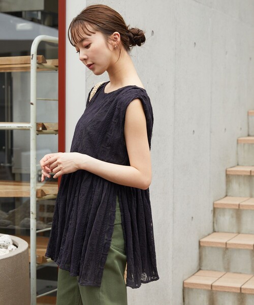 FREAK'S STORE(フリークスストア)の「【限定展開】総刺繍 レース ブラウス(シャツ/ブラウス・レディース・オフホワイト/ブラック・フリ-)」の5枚目の写真