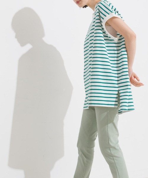 OMNES(オムネス)の「ビッグノースリーブボーダーTシャツ(Tシャツ/カットソー・レディース・ブルー/ピンク/ベージュ/グリーン/ブラック・FREE)」の12枚目の写真