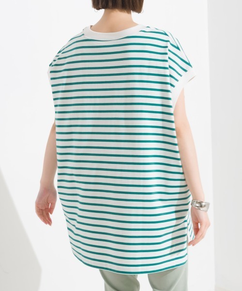 OMNES(オムネス)の「ビッグノースリーブボーダーTシャツ(Tシャツ/カットソー・レディース・ブルー/ピンク/ベージュ/グリーン/ブラック・FREE)」の13枚目の写真