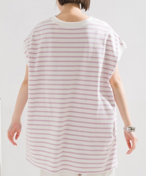 OMNES(オムネス)の「ビッグノースリーブボーダーTシャツ(Tシャツ/カットソー・レディース・ブルー/ピンク/ベージュ/グリーン/ブラック・FREE)」の19枚目の写真