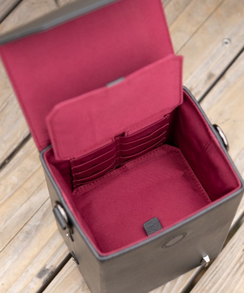 RAWLIFE（ロウライフ）の「TSOG/ティーエスオージー/カメラショルダーバッグ（ショルダーバッグ・メンズ・ブラック・F）」の11枚目の写真