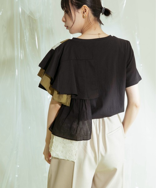 Eimee Law(エイミーロウ)の「アシメフリルTシャツ(Tシャツ/カットソー・レディース・ブラック/オフホワイト/ブラック×カーキ・38)」の6枚目の写真
