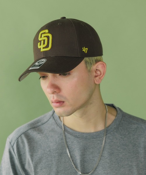 '47(フォーティーセブン)の「47BRAND/フォーティーセブンブランド MVP CAP キャップ(キャップ・メンズ・レッド/ネイビー/ネイビー系/グリーン/ブラック/ブラウン系・FREE)」の2枚目の写真