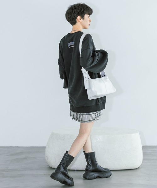 PAGEBOY（ページボーイ）の「ステッチハンドルBAG（ショルダーバッグ・レディース・オフホワイト/ブラック・FREE）」の4枚目の写真