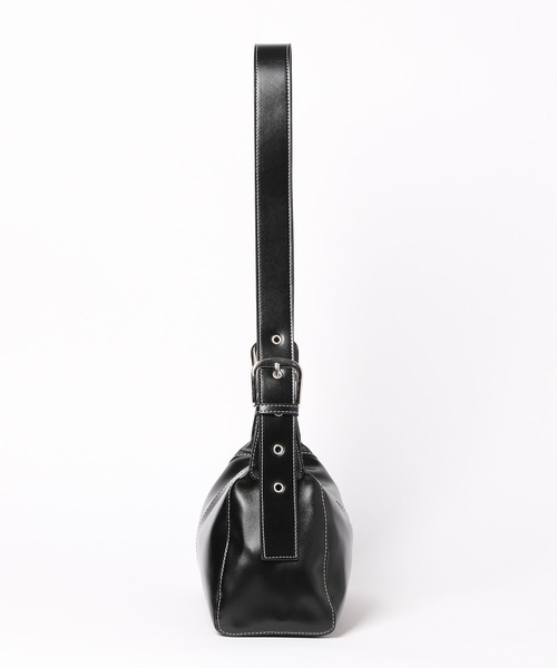 PAGEBOY（ページボーイ）の「ステッチハンドルBAG（ショルダーバッグ・レディース・オフホワイト/ブラック・FREE）」の9枚目の写真