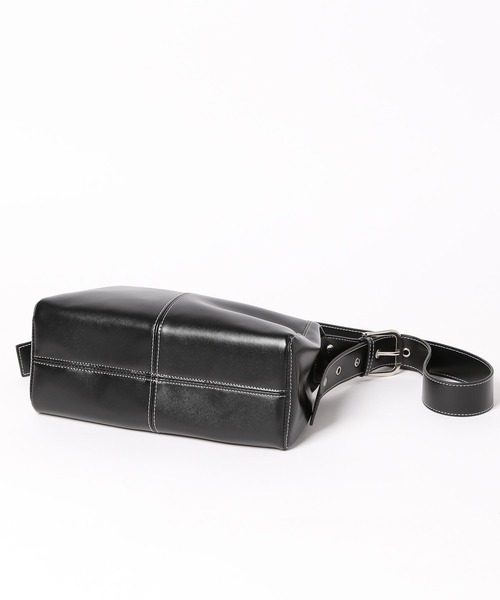 PAGEBOY（ページボーイ）の「ステッチハンドルBAG（ショルダーバッグ・レディース・オフホワイト/ブラック・FREE）」の15枚目の写真