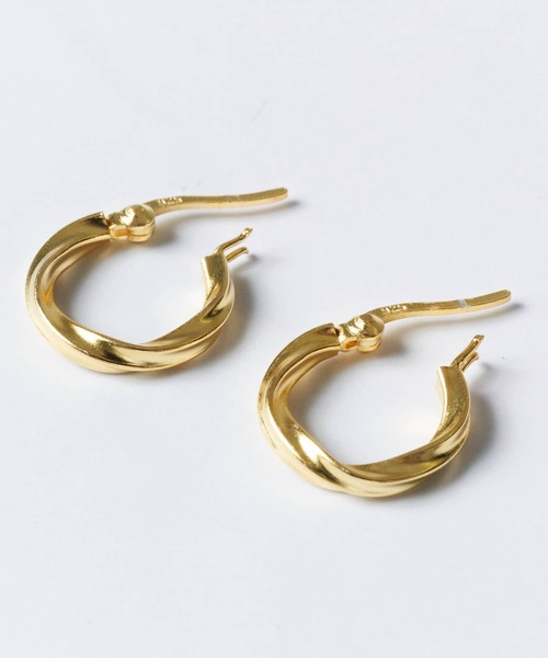 ADPOSION（アドポーション）の「シルバー925 ツイストフープピアス（ピアス（両耳用）・メンズ・シルバー/ゴールド/ブラック・FREE）」の4枚目の写真