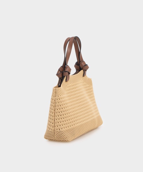 CHARLES & KEITH（チャールズ & キース）の「ノットハンドル