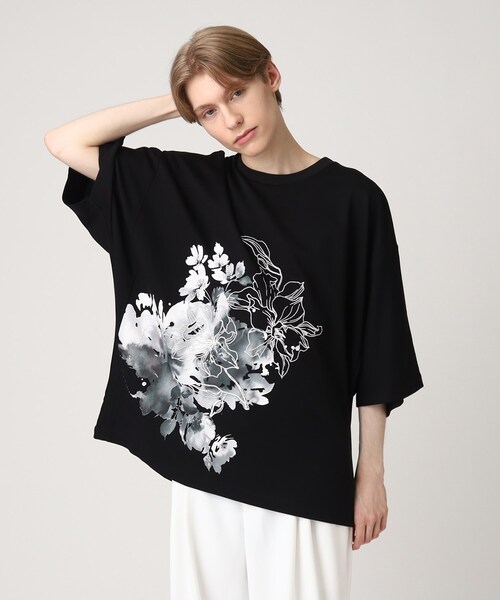 tk.TAKEO KIKUCHI（ティーケータケオキクチ）の「◇フラワー&エンブロ