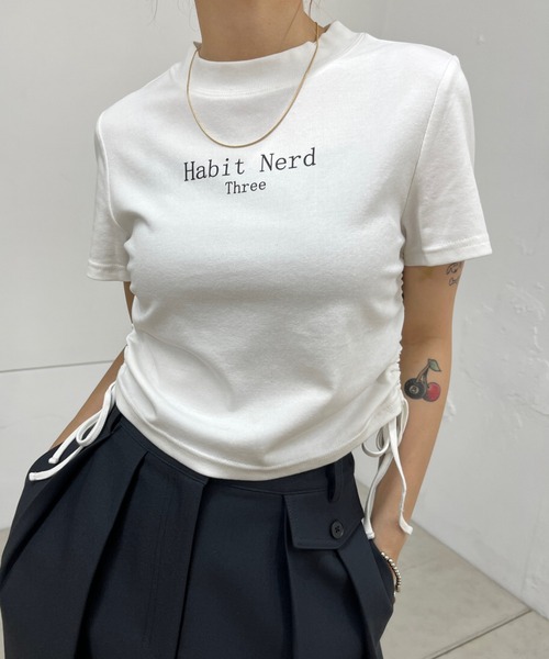 WHO'S WHO gallery(フーズフーギャラリー)の「【HiNT/ヒント】サイドシャーリングTEE(Tシャツ/カットソー・レディース・ホワイト/ブラック/ネイビー・FREE)」の14枚目の写真
