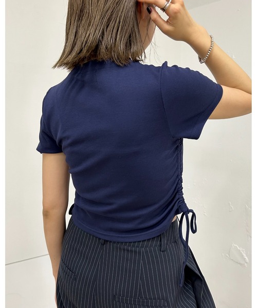 WHO'S WHO gallery(フーズフーギャラリー)の「【HiNT/ヒント】サイドシャーリングTEE(Tシャツ/カットソー・レディース・ホワイト/ブラック/ネイビー・FREE)」の15枚目の写真