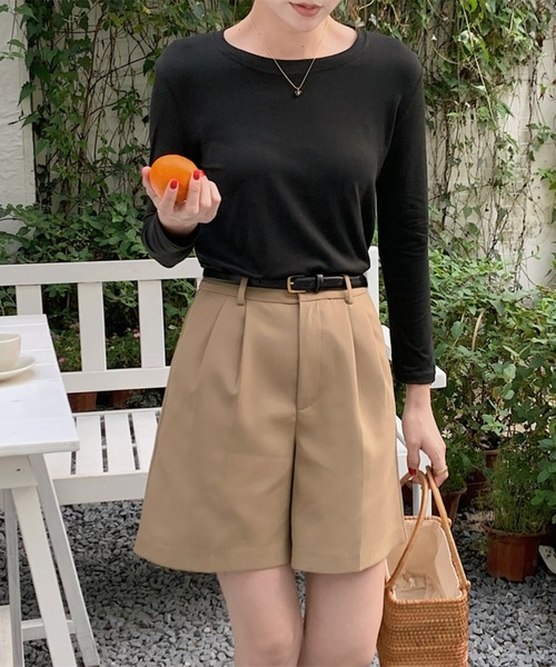 Chaco closet(チャコ クローゼット)の「ベーシックボートネックロングTシャツ(Tシャツ/カットソー・レディース・ブラウン/オレンジ/ブラック/ホワイト/ブルー・FREE)」の15枚目の写真