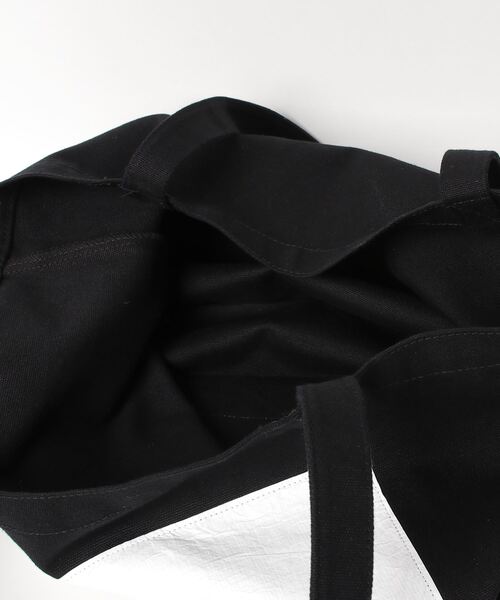 FACETASM（ファセッタズム）の「FACETASM  KK-BAG-U01（ショルダーバッグ・メンズ・ブラック・ONE SIZE）」の4枚目の写真