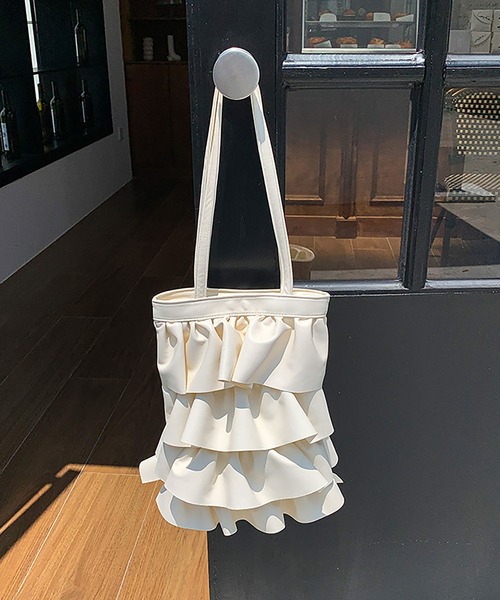 LA VORAGINE(ラ ヴォラジネ)の「ティアードパーティーサブバック/フリルショルダーバッグ(ショルダーバッグ・レディース・ライトパープル/アイボリー/ブラック/シルバー・FREE)」の7枚目の写真