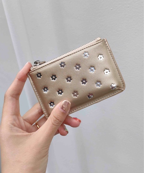Casselini(キャセリーニ)の「Casselini(キャセリーニ)フォイルプリントカードケース(カードケース・レディース・ブラック/ピンク/レッド/ゴールド・FREE)」の19枚目の写真