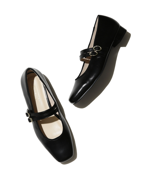 Juze(ジュゼ)の「ダブルストラップメリージェーン(バレエシューズ・レディース・ブラック/オフホワイト・24.0cm/23.0cm/23.5cm)」の6枚目の写真