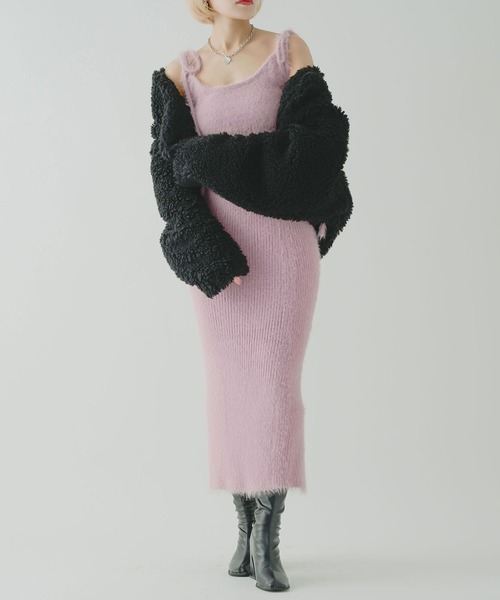 qumerry.（キュメリ）の「フラッフィーニットセットアップ（ワンピース・レディース・スモークピンク/サックスブルー/ホワイト・MEDIUM/SMALL）」の3枚目の写真