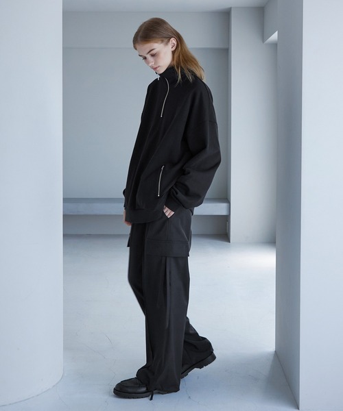 SERACE(セラス)の「【SERACE】Loose silhouette half zip pullover / ルーズシルエットハーフジッププルオーバー(スウェット・メンズ・グレー/アイボリー/ブラック/チャコールグレー・M/L)」の11枚目の写真