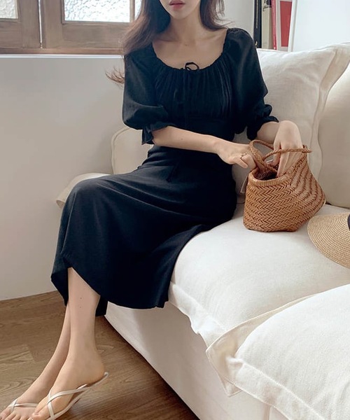 LUGG NAGG（ラグナグ）の「スクエアネックデコルテシャーリングワンピース（ワンピース・レディース・ベージュ/ブラック・M/XL/S/L）」の10枚目の写真