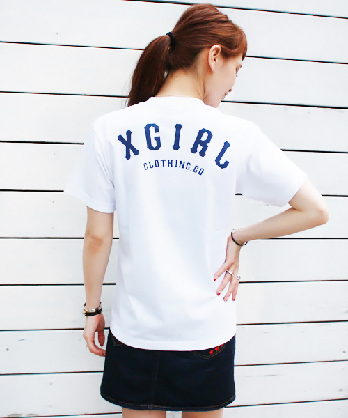 X-girl（エックスガール）の「TEAM S/S BIG TEE（Tシャツ/カットソー・レディース・ホワイト/ブラック/レッド・ONE SIZE）」の2枚目の写真