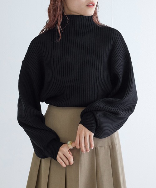 w closet（ダブルクローゼット）の「ボリュームスリーブタートルボトルネックプルオーバー（ニット/セーター・レディース・ホワイト×ブラック/モカ/ラベンダー/オフホワイト/ブルー/ホワイト×ピンク/ブラック・FREE）」の21枚目の写真