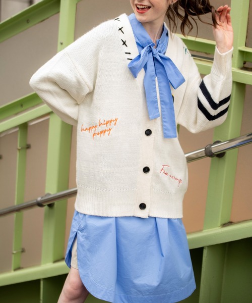 COMMRE（コムル）の「レタード刺繍カーディガン（カーディガン/ボレロ・レディース・アイボリー/チャコールグレー・FREE）」の6枚目の写真