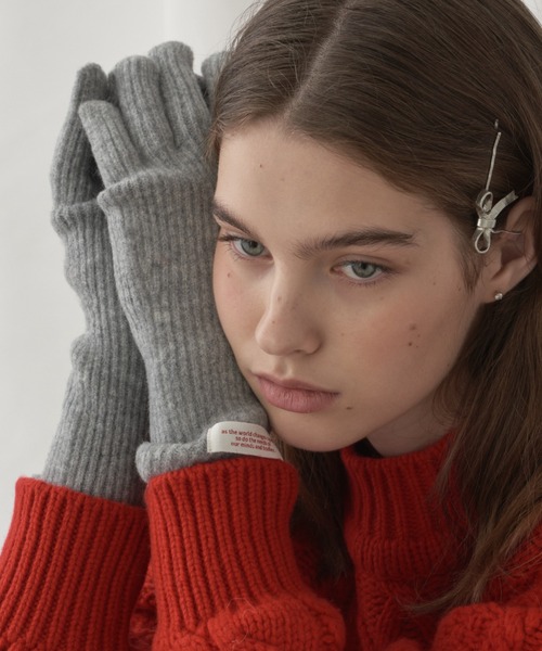 GIUNON（ジウノン）の「smartphone touch gloves / スマートフォンタッチ手袋（手袋・レディース・グレー/アイボリー/ライトブルー・FREE）」の10枚目の写真