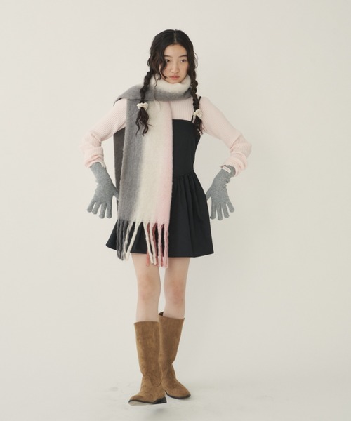 GIUNON（ジウノン）の「smartphone touch gloves / スマートフォンタッチ手袋（手袋・レディース・グレー/アイボリー/ライトブルー・FREE）」の14枚目の写真