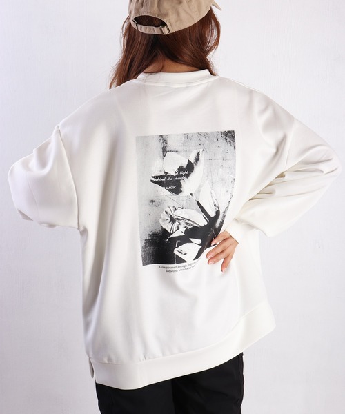 Naive magic（ナイーブマジック）の「NAIVEMAGIC ダンボールニット バックプリントトレーナー（スウェット・メンズ・ホワイト/ブルー/ブラック/ブラック系その他/ホワイト系その他・M/L）」の16枚目の写真