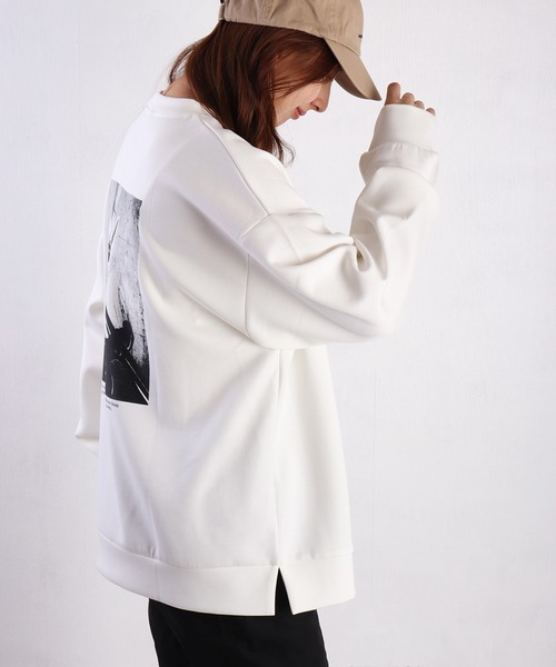 Naive magic（ナイーブマジック）の「NAIVEMAGIC ダンボールニット バックプリントトレーナー（スウェット・メンズ・ホワイト/ブルー/ブラック/ブラック系その他/ホワイト系その他・M/L）」の15枚目の写真