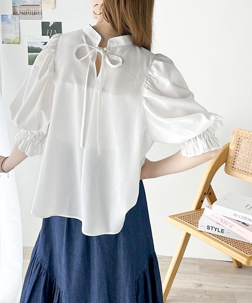 １枚でサマになる。前後2wayバルーンスリーブリボンブラウス