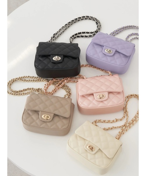 earth music&ecology（アースミュージックアンドエコロジー）の「キルティングチェーンショルダーバッグ（ショルダーバッグ・レディース・ピンク/アイボリー/ベージュ/ブラック/パープル・FREE）」の6枚目の写真