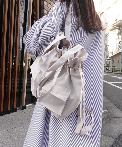 CORNERS（コーナーズ）の「3wayナップサック（バックパック/リュック・レディース・ベージュ/グレー/マスタード/ブラック・FREE）」の3枚目の写真