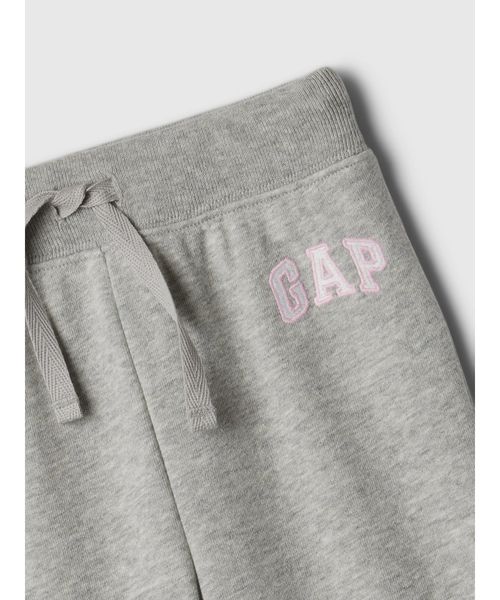 GAP（ギャップ）の「Babygap Gapロゴ プルオンジョガーパンツ（スウェットパンツ・キッズ・ブルー/グレー/ネイビー/ホワイト・18-24M/12-18M/3 YRS/6-12M/2 YRS/4 YRS/5 YRS）」の5枚目の写真