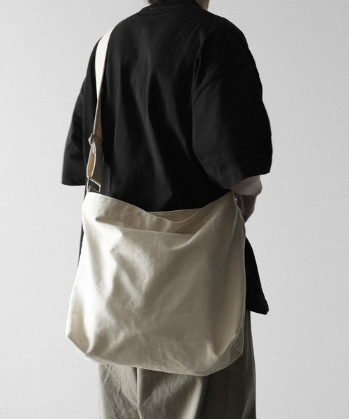 RUUBON（ルーボン）の「ショルダーバッグ（ショルダーバッグ・メンズ・グレー・FREE）」の11枚目の写真