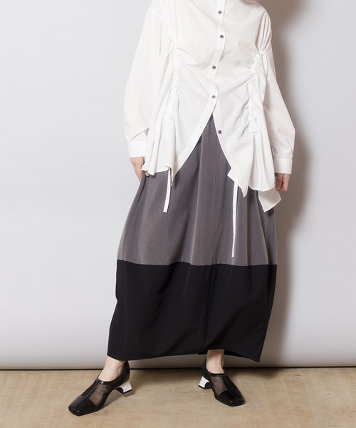 OSMOSIS(オズモーシス)の「コクーンスカート(スカート・レディース・カーキ/グレー系その他/ブラック・ONE SIZE)」の18枚目の写真