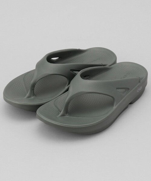 FREAK'S STORE（フリークスストア）の「OOFOS/ウーフォス OOriginal/ウーオリジナル（サンダル・レディース・ブラック/ベージュ/ブルー/グレー/ピンク/グリーン/ライトグレー・8/7/6/5）」の5枚目の写真