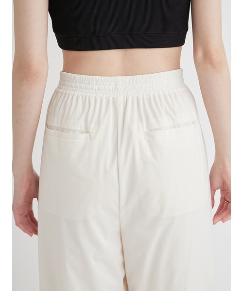 emmi（エミ）の「eco ラッシュガードパラシュートパンツ（その他パンツ・レディース・ブラック/オフホワイト・FREE）」の9枚目の写真