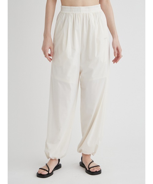 emmi（エミ）の「eco ラッシュガードパラシュートパンツ（その他パンツ・レディース・ブラック/オフホワイト・FREE）」の5枚目の写真