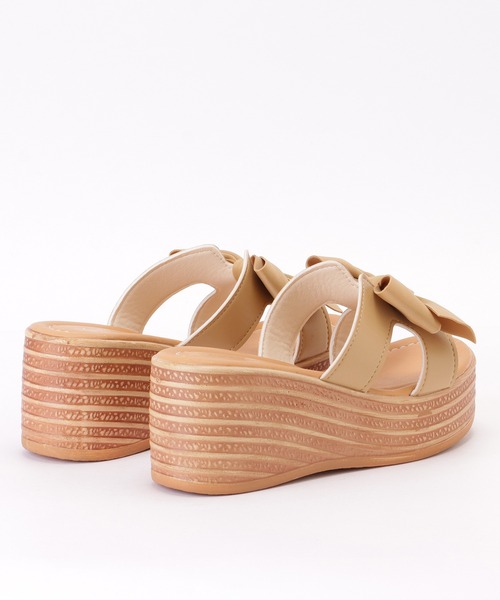 Lace Ladies（レースレディース）の「レザー調 ビッグリボン 厚底 ウエッジ サンダル（サンダル・レディース・アイボリー/ベージュ・22.5/23/23.5/24/24.5/ 25）」の15枚目の写真