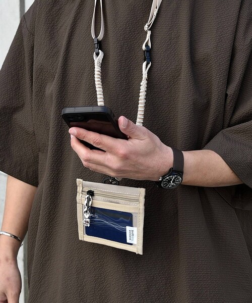 SHIPS any(シップス エニィ)の「【SHIPS any別注】BYON BYON: マルチ ID パス ケース スマホストラップ◇(スマホグッズ・メンズ・ブラック/オリーブ/ネイビー/ベージュ・ONE SIZE)」の11枚目の写真