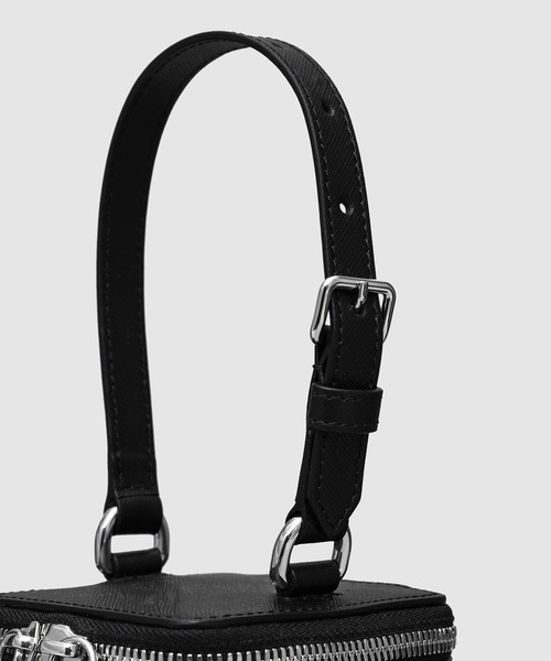 Maison Margiela(メゾンマルジェラ)の「Other small leather goods(ハンドバッグ・レディース・ブラック・UNI)」の3枚目の写真