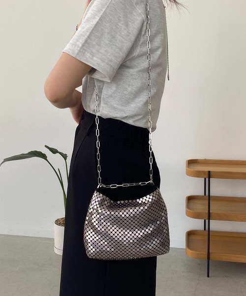 CAPRICIEUX LE'MAGE（カプリシューレマージュ）の「メタル2WAYバッグ（ショルダーバッグ・レディース・シルバー・FREE）」の8枚目の写真