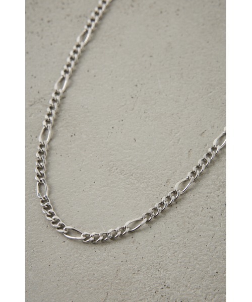 AZUL by moussy（アズールバイマウジー）の「フィガロチェーンスリムネックレス（ネックレス・メンズ・ブラック/シルバー・FREE）」の11枚目の写真