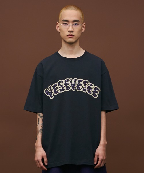 ◆25SS YESEYESEE Y.E.S Goal In Tee/3色◆ YESEYESEE(イエスアイシー)の「Y.E.S Sparkle Tee(Tシャツ