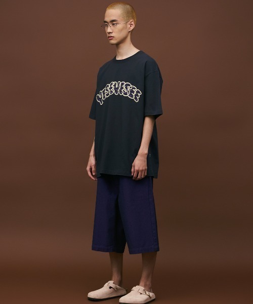 さらに100円引き◆YESEYESEE◆Y.E.S Pigment Applique Tee YESEYESEE(イエスアイシー)の「Y.E.S Sparkle Tee(Tシャツ