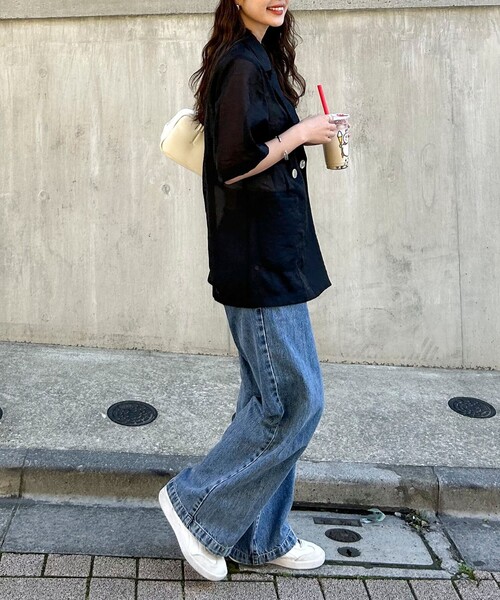 fredy emue(フレディエミュ)の「シアー半袖ダブルジャケット(ダウンジャケット/コート・レディース・ブラック/オフホワイト・38)」の18枚目の写真