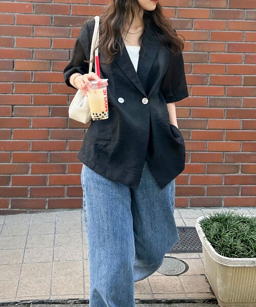 fredy emue(フレディエミュ)の「シアー半袖ダブルジャケット(ダウンジャケット/コート・レディース・ブラック/オフホワイト・38)」の20枚目の写真