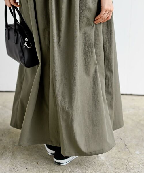 rps（アールピーエス）の「フロントZIPシャーリング