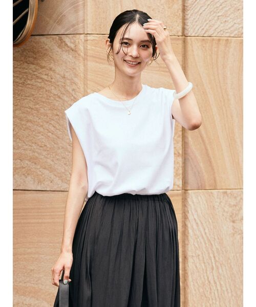 AMERICAN HOLIC（アメリカンホリック）の「ショルダータックノースリーブプルオーバー（Tシャツ/カットソー・レディース・グレイッシュベージュ/ブラック/ブルー系その他2/ライトグリーン/ブラック系その他4/オフホワイト・M/L）」の14枚目の写真